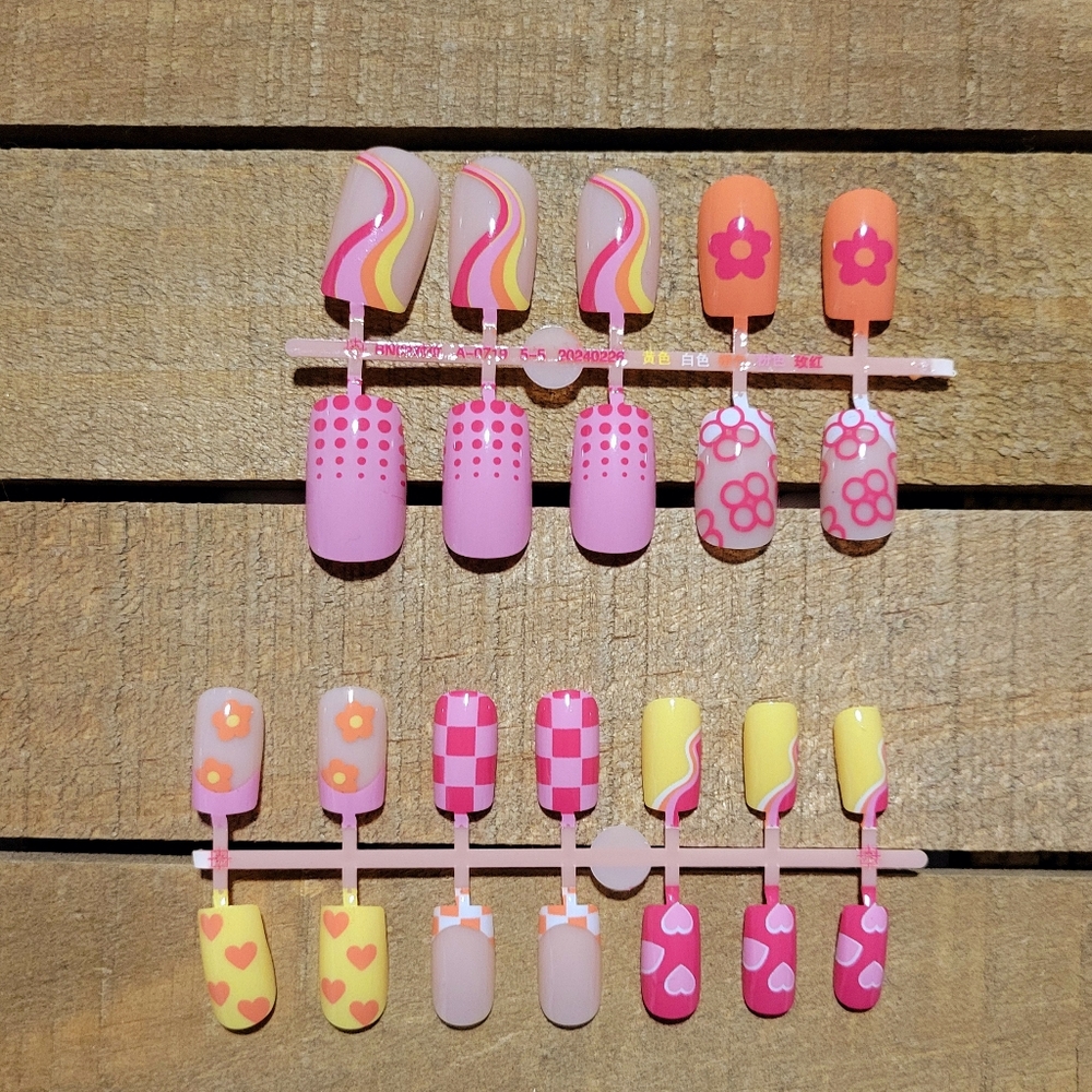 Boutique Press On Nails